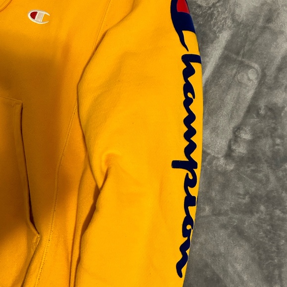 yellow champion hoodie - Picture 4 of 4